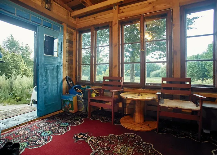 Debinowka بيت للعطل *